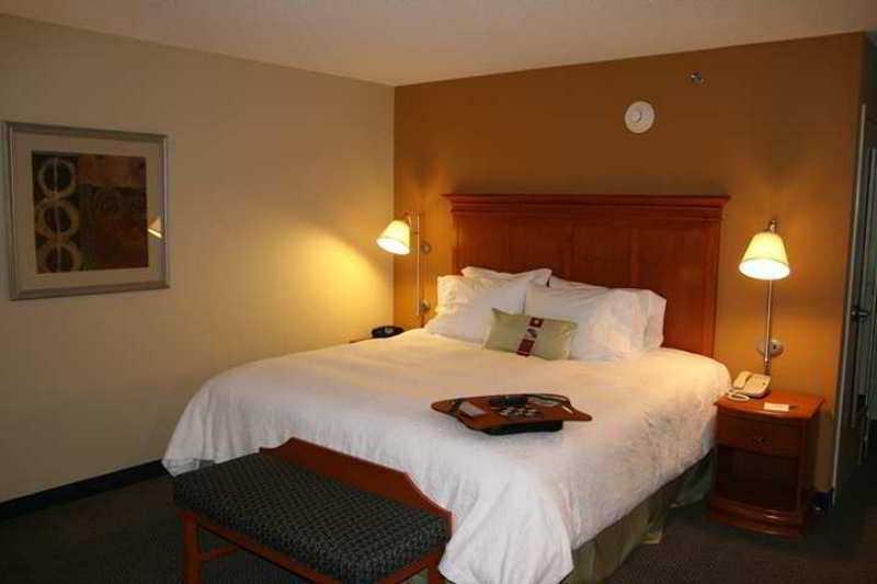 Hampton Inn Gretna - Smith Mountain Lake Exterior photo