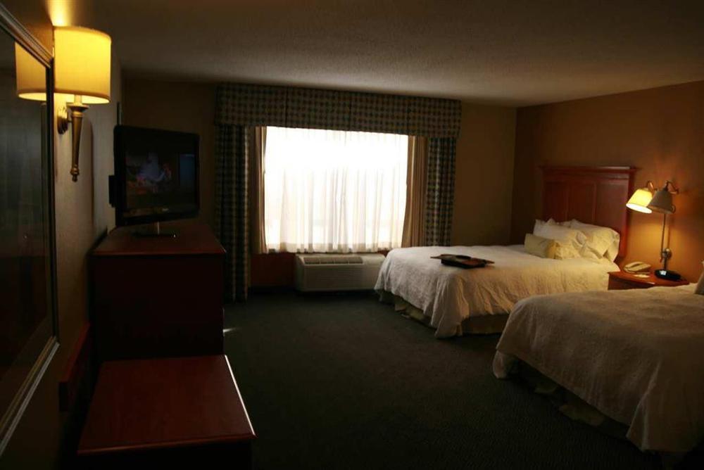 Hampton Inn Gretna - Smith Mountain Lake Room photo